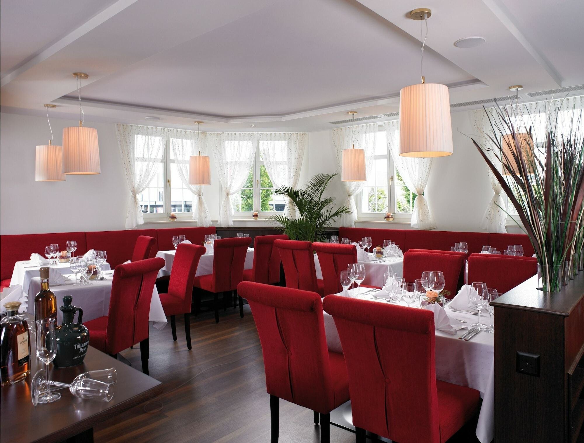 קרויצלינגן Hotel Swiss מסעדה תמונה